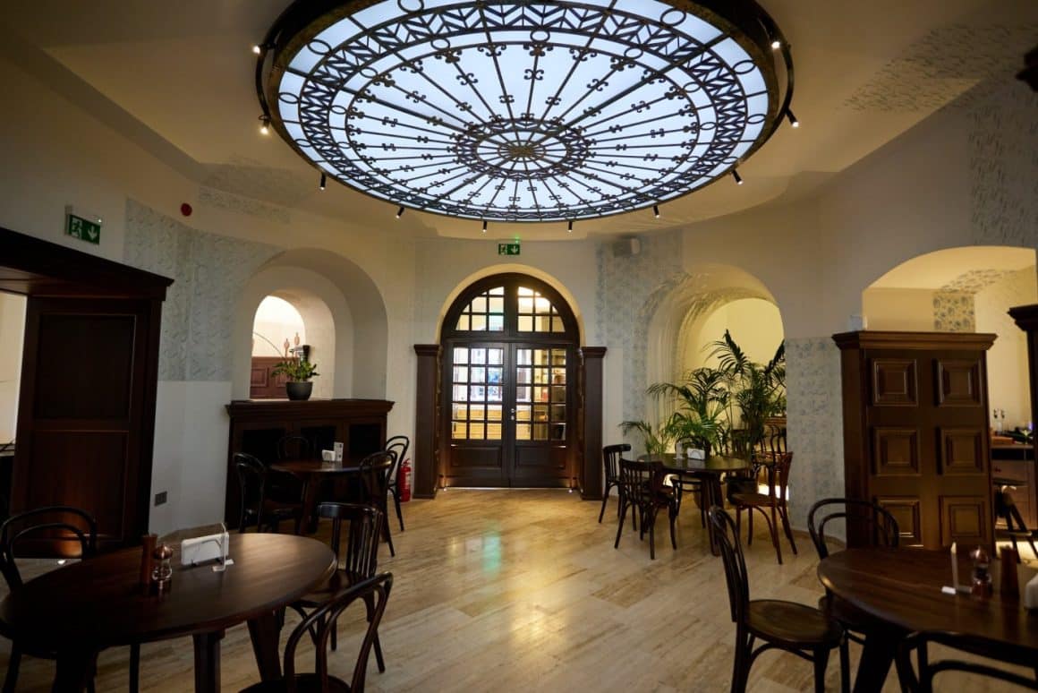  Hanu Berarilor Casa Oprea Soare, casa boiereasca, in stil neoromânesc. restaurante românești bucurești