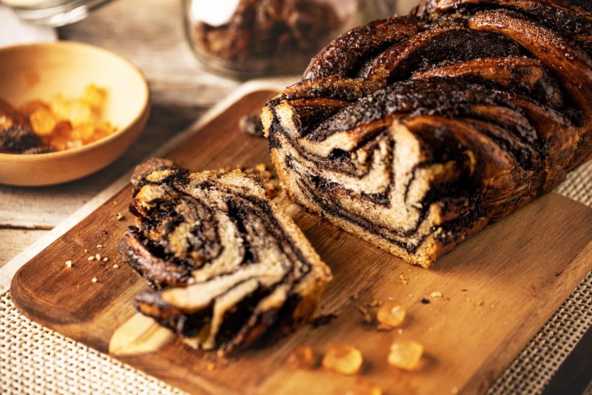 Rețete de cozonac: cozonac însiropat, babka