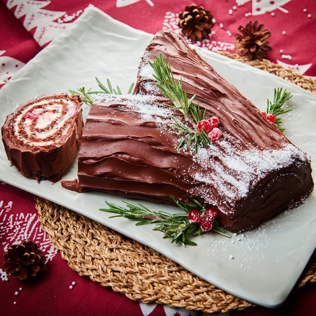 tort buturuga de la City Grill de unde poți da comandă masa de Crăciun