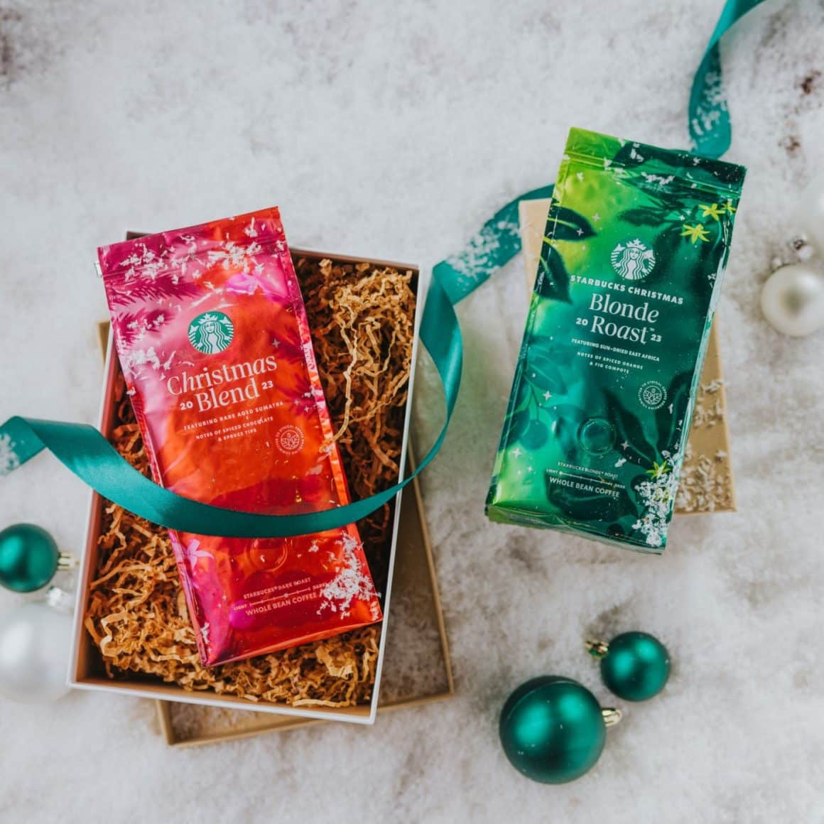 Christmas Blend şi Blonde roast Blend de la Starbucks. Unde ieșim în București la băuturi calde, de iarnă.