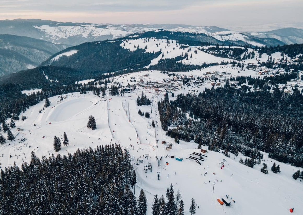 domeniul schiabil de la Arena Platoș din Păltiniș. 