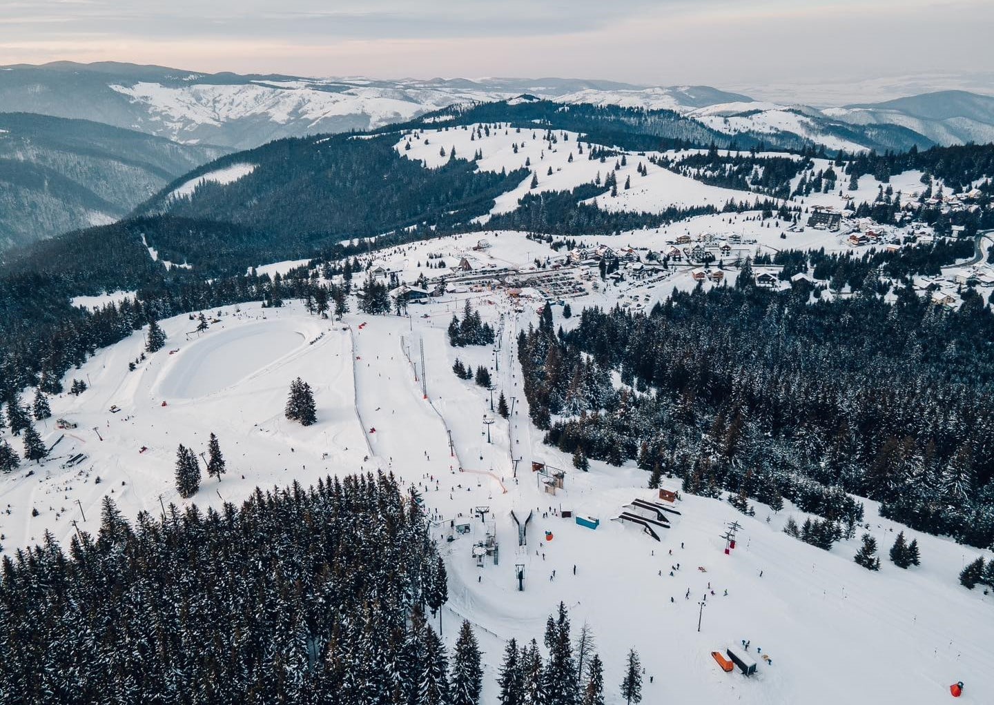 Restaurante din Păltiniș: unde poți lua masa în stațiune