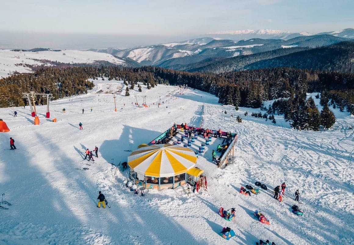 domeniul schiabil de la Arena Platoș din Păltiniș. 