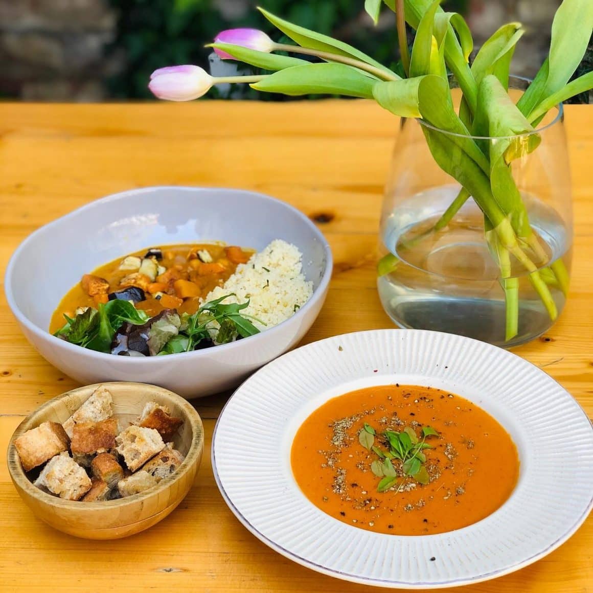 meniu de prânz vegan de la Arome, unde să mergi să iei masa de Veganuary