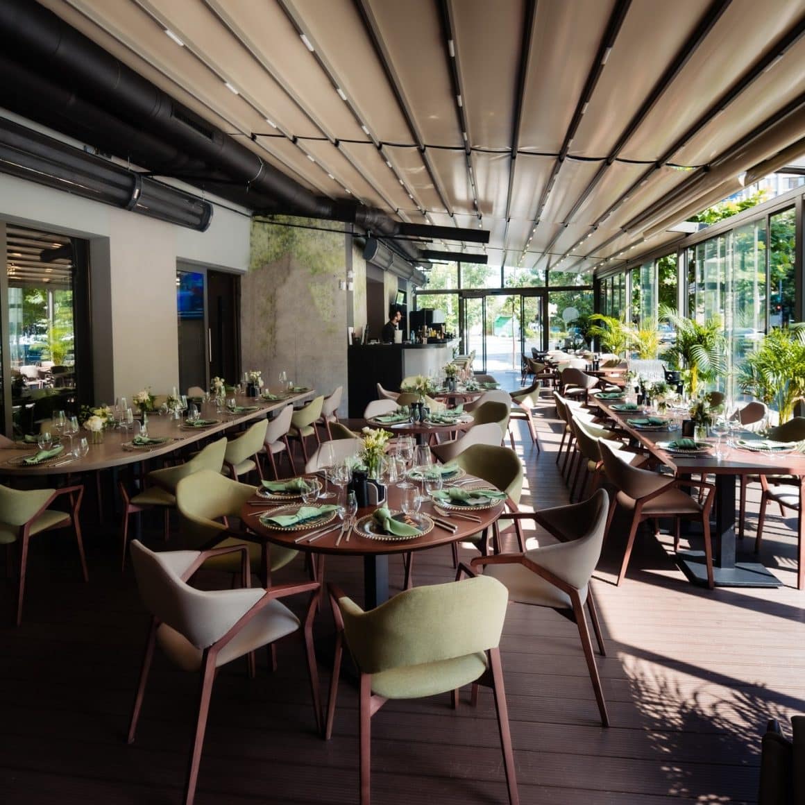 Kara Lounge, restaurente Decebal