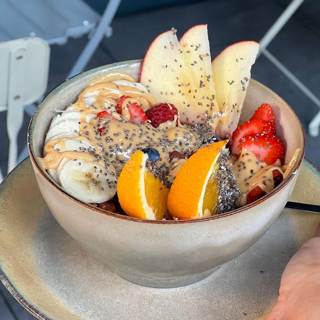Acai Bowl de savurat la Plantini București de Veganuary