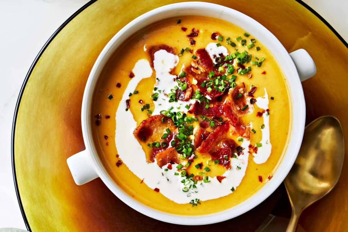 Supa crema din cartofi  dulci la White Horse Pub restaurant