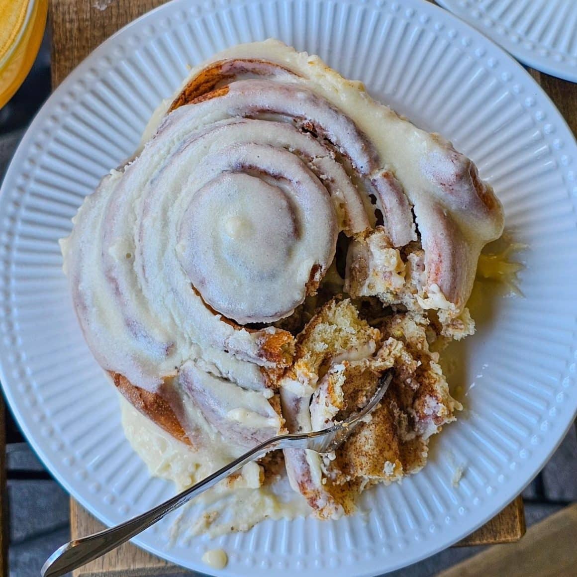 Cinnamon Rolls cu glazura de la Dorobanti 59 Bucuresti