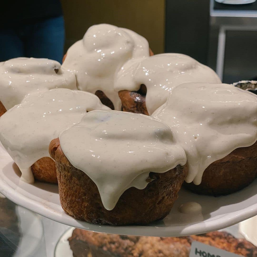 cinnamon rolls de la Butter Bucuresti