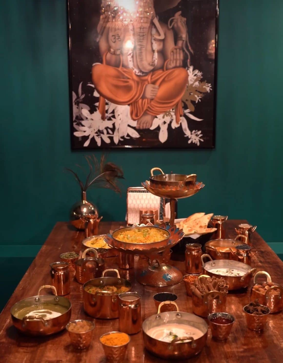 Mai multe preparate din bucataria indiana de la Mumbai restaurant. Restaurante etnice cu specific deosebit din București. Restaurant indian