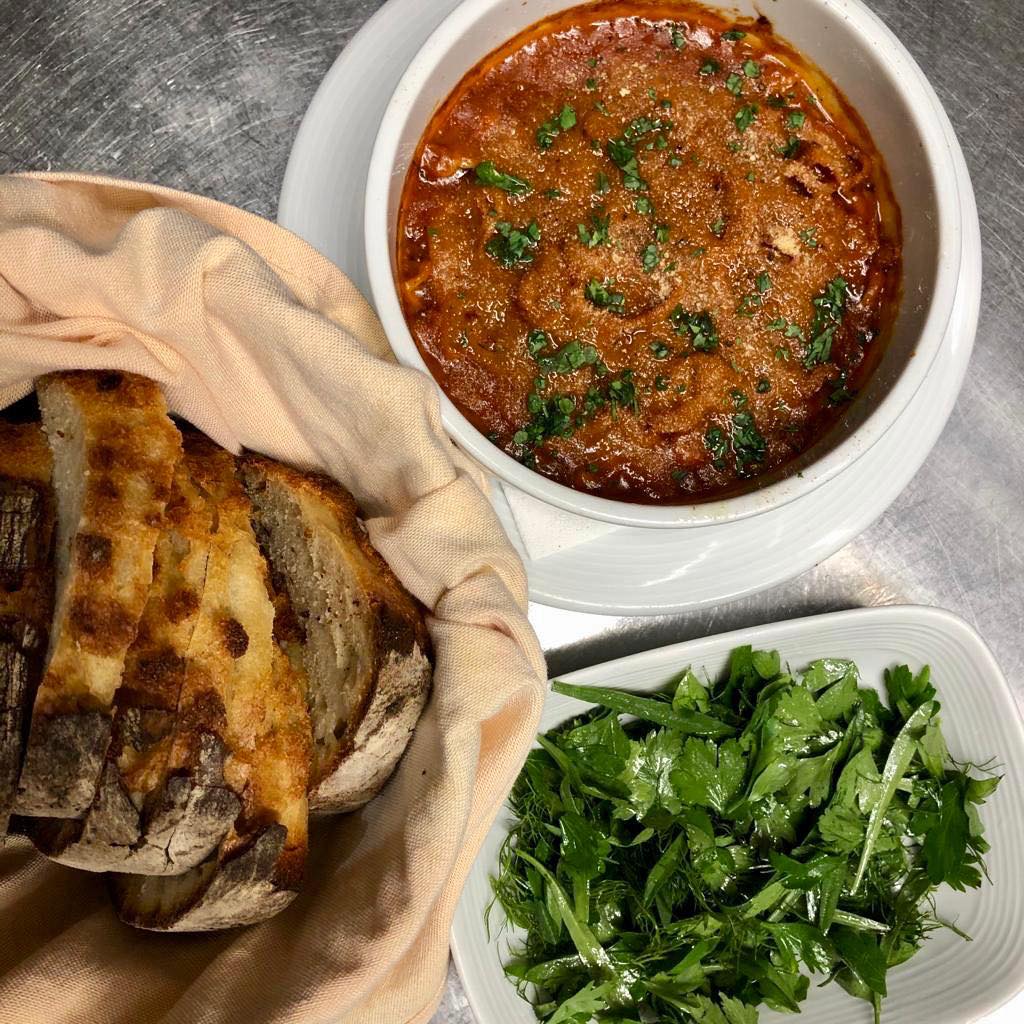 tocana de burta de la Pilvax. restaurante din Bra;ov