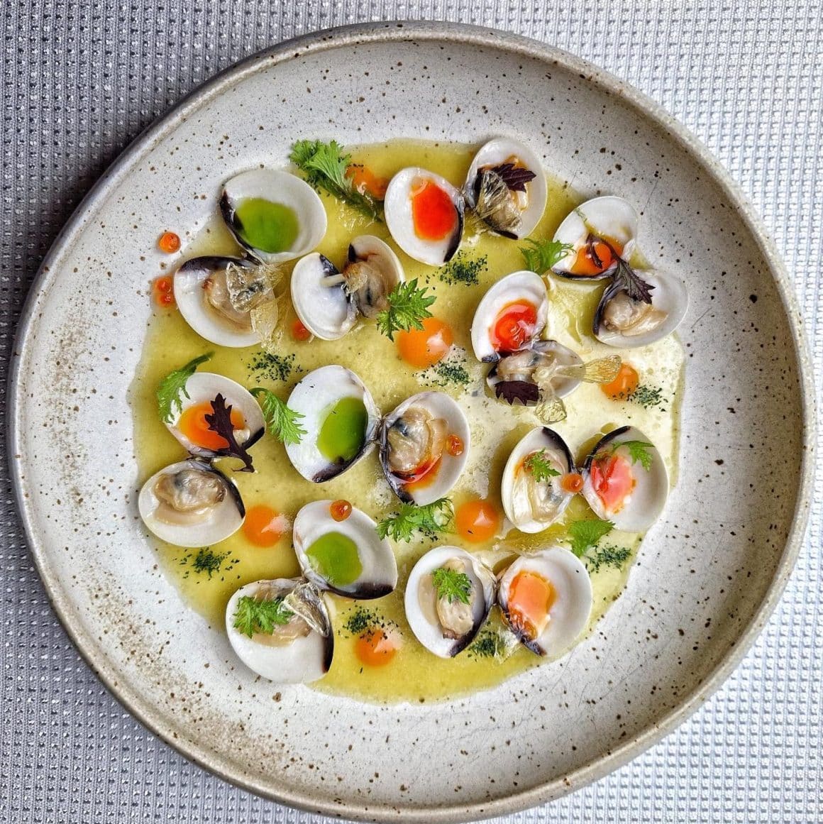 preparat de fine dining de la restaurant Casa Hirscher.