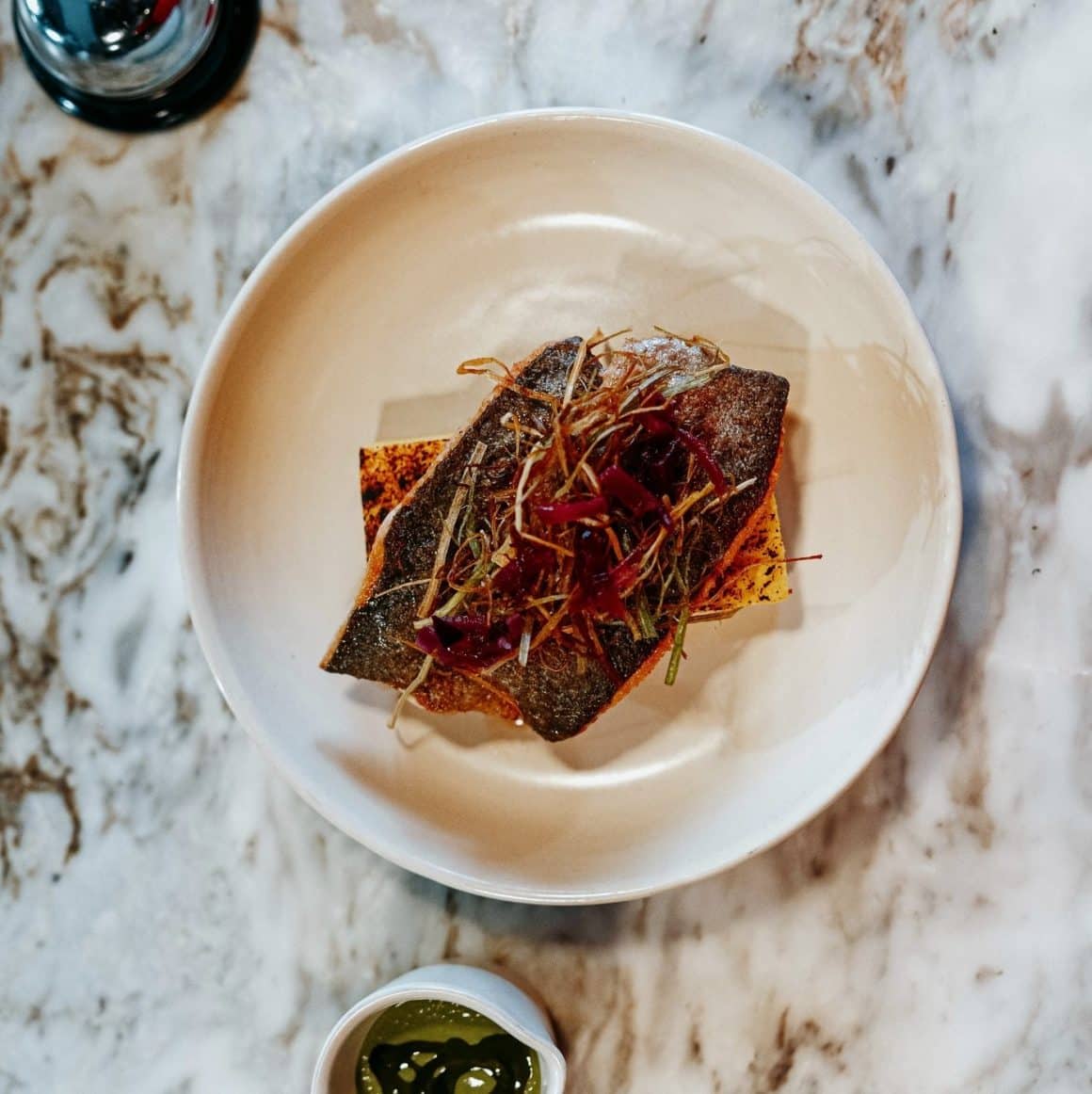 păstrăv de la Sadu, gătit în unt. de la Kombinat restaurante Sibiu