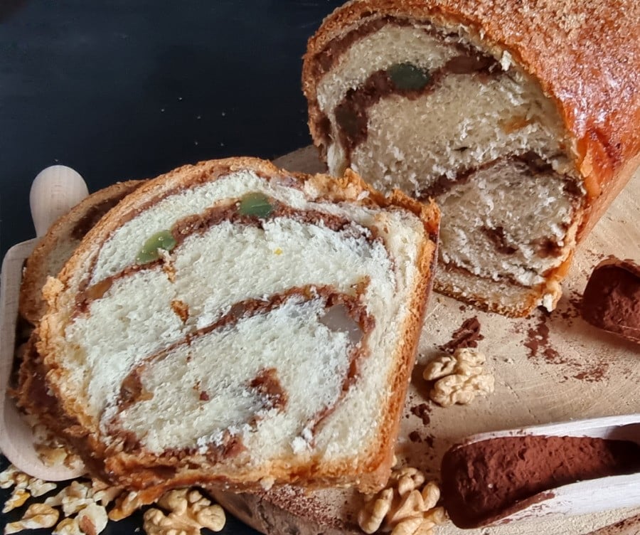 cozonac cu rahat si cacao de la cofetria Alice