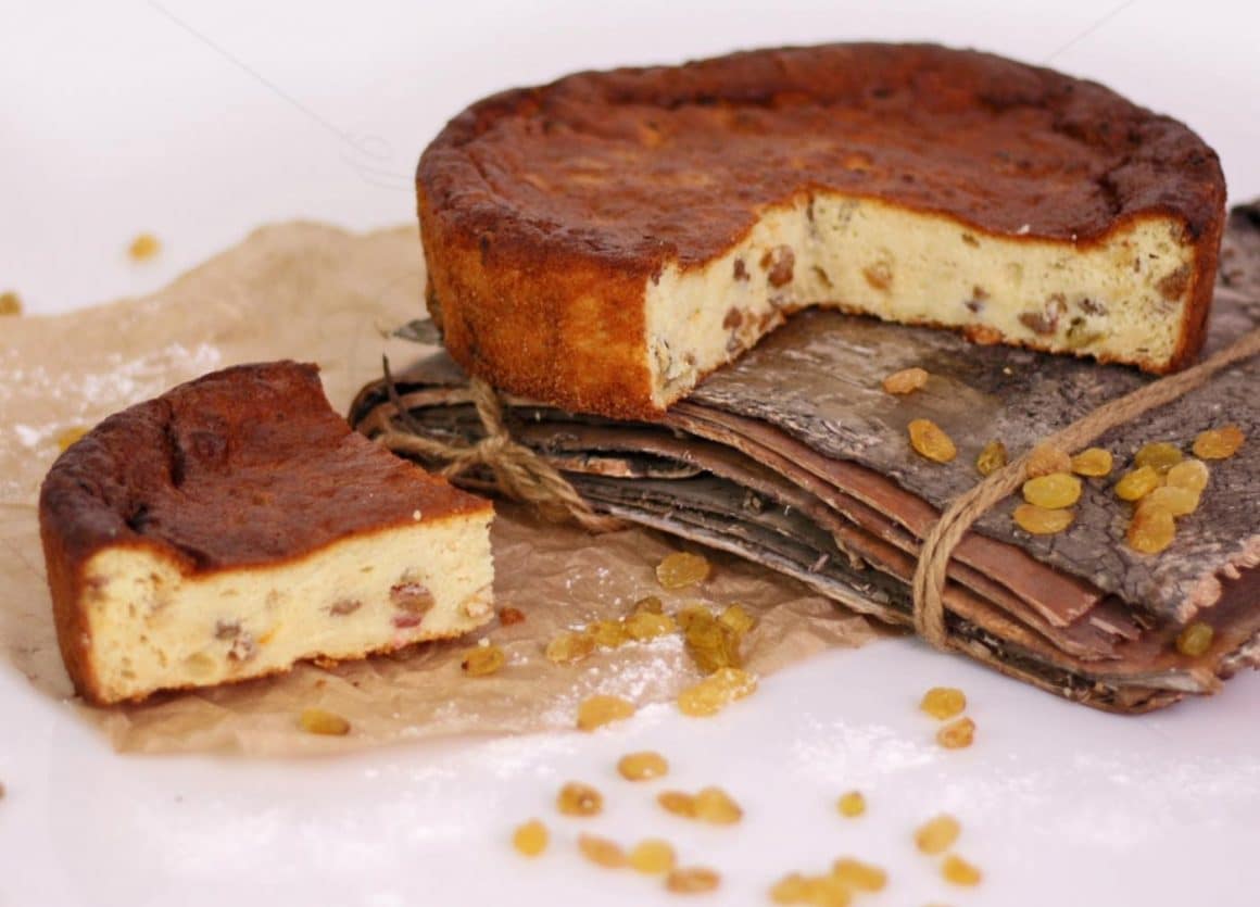 pască cu brânză de la cofetăria Armand. De unde comanzi pască și cozonac de Paște