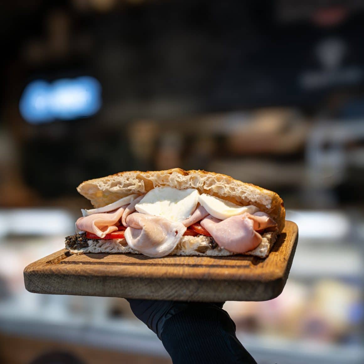 Schiacciata de la Bastoni. Panini cu foccacia in stil Toscana. Panini Bucure;ti București