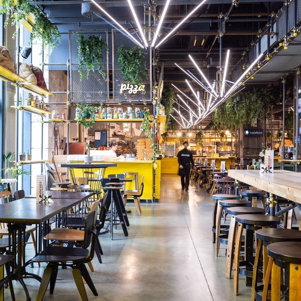 Locuri noi în București Steam Altra Pizza