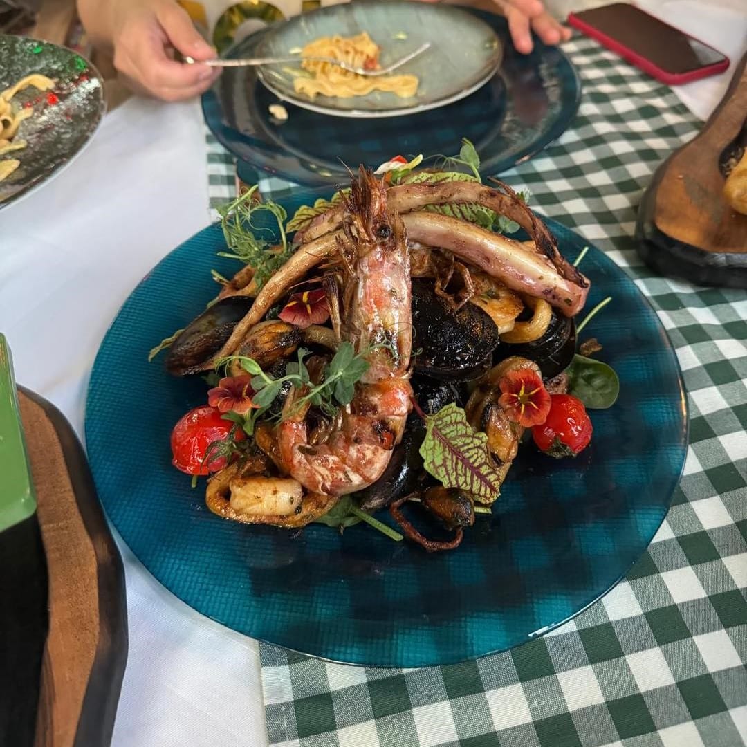 portie de paste cu fructe de mare