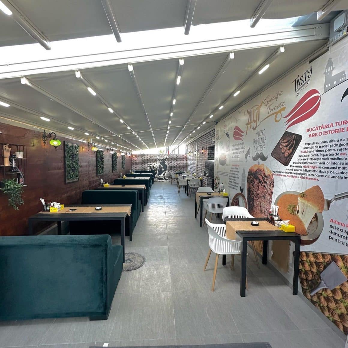 terasade la AYT Steakhouse. Cele mai bune restaurante turcești din București