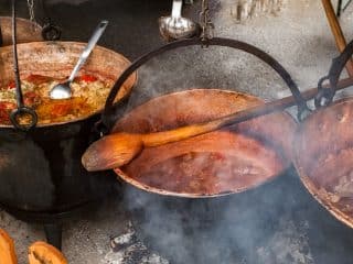 1 Decembrie în restaurante. Ce au pregătit localurile din București