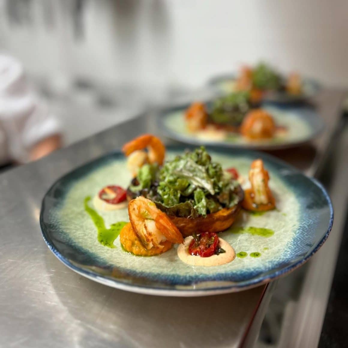 farfurie cu un preparat de la Pepino București.