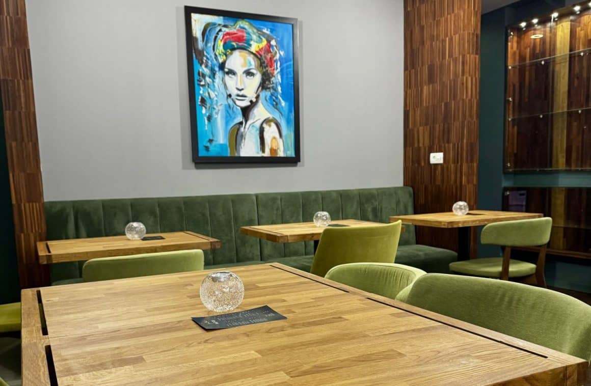 imagine din interiorul restaurantului Pepinodin București