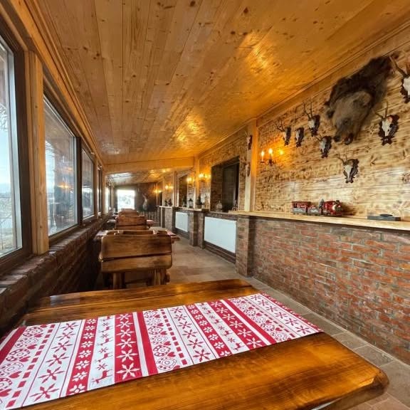 rESTAURANT La Popasul Cerbului Semenic
