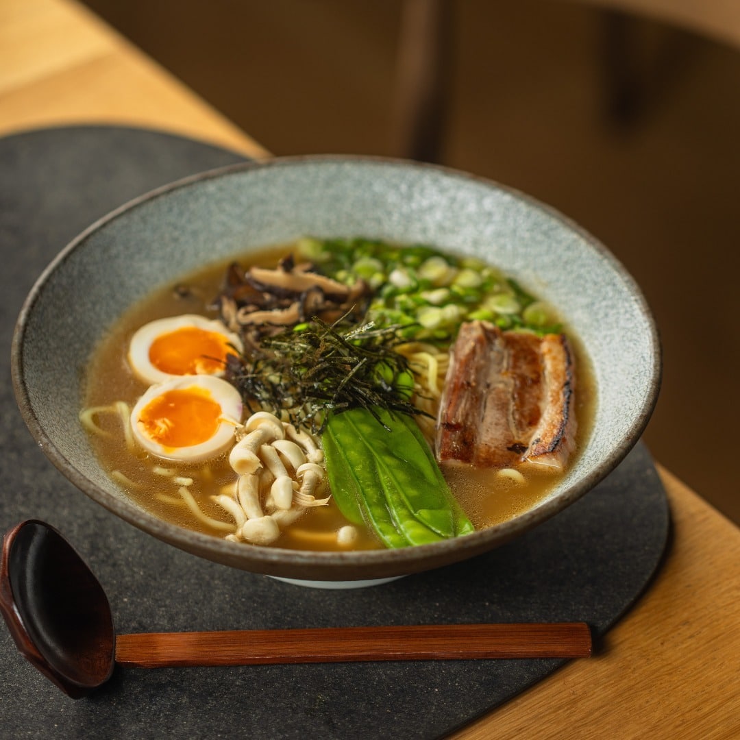 Ramen de porc de la Ruka Izakaya. Cel mai bun ramen din București