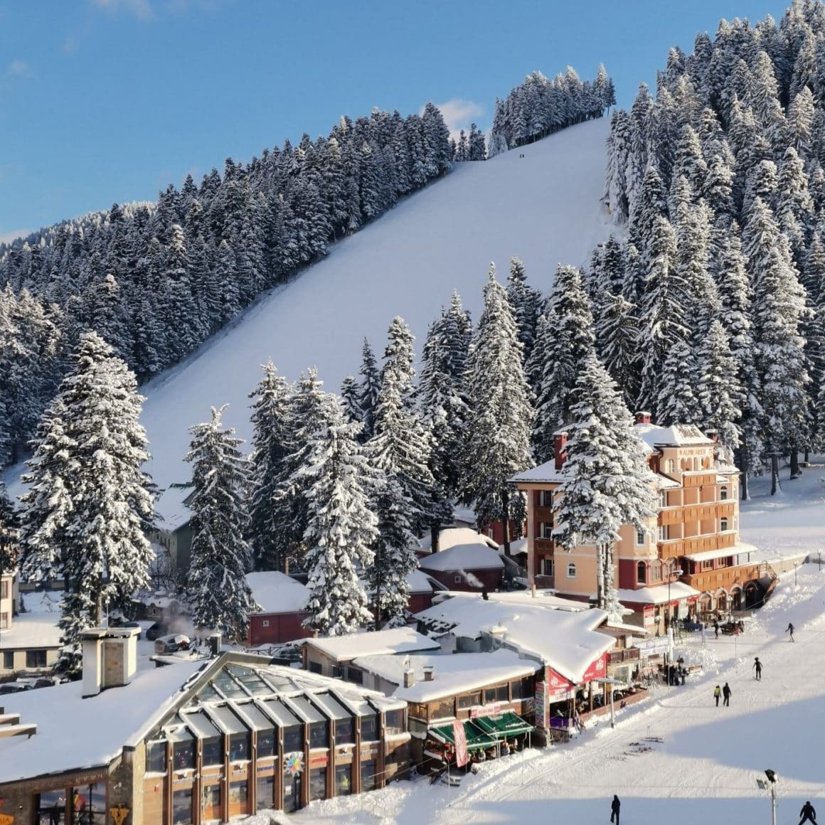 imagine de ansamblu cu statiunea Borovets