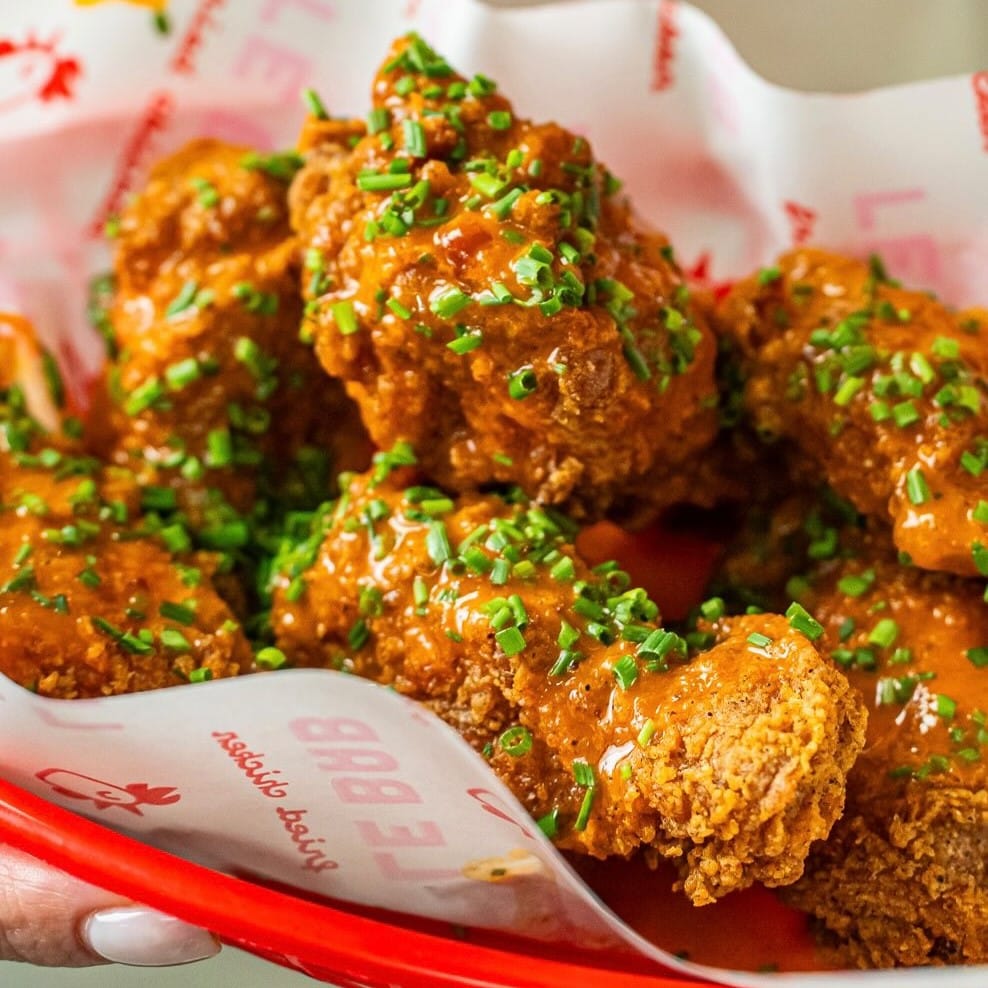 Aripioare picante de la Le Bab Fried Chicken