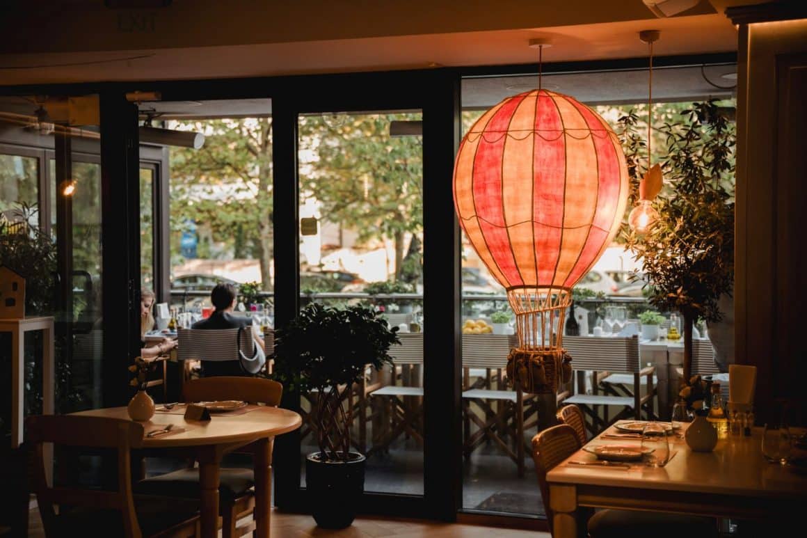 Imagine de ansamblu din restaurantul Fior Di Latte.