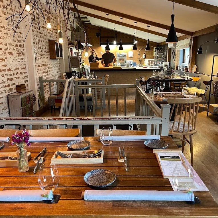 Restaurante romantice: Noua Bucătărie Românească