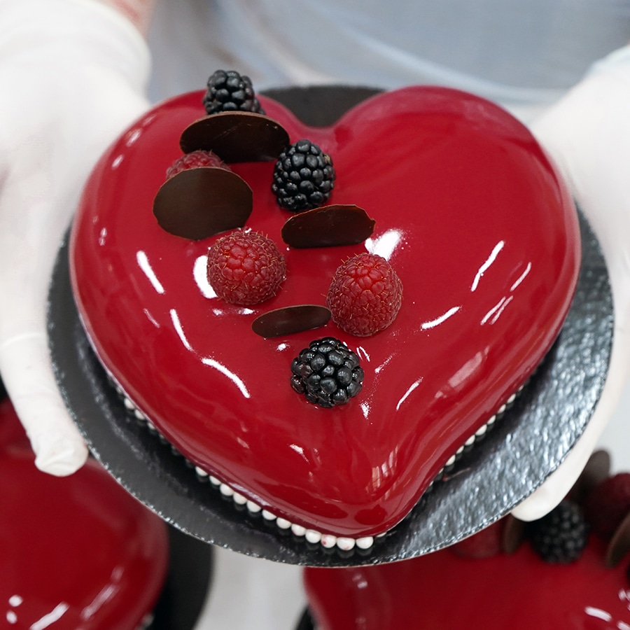 tort Rouge et noire de la Chocolat. Dulciuri de Ziua Îndrăgostiților